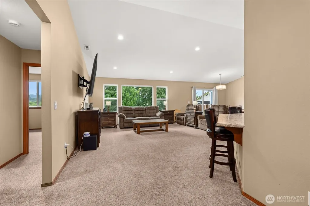1717 Krause Road Raymond WA 98577