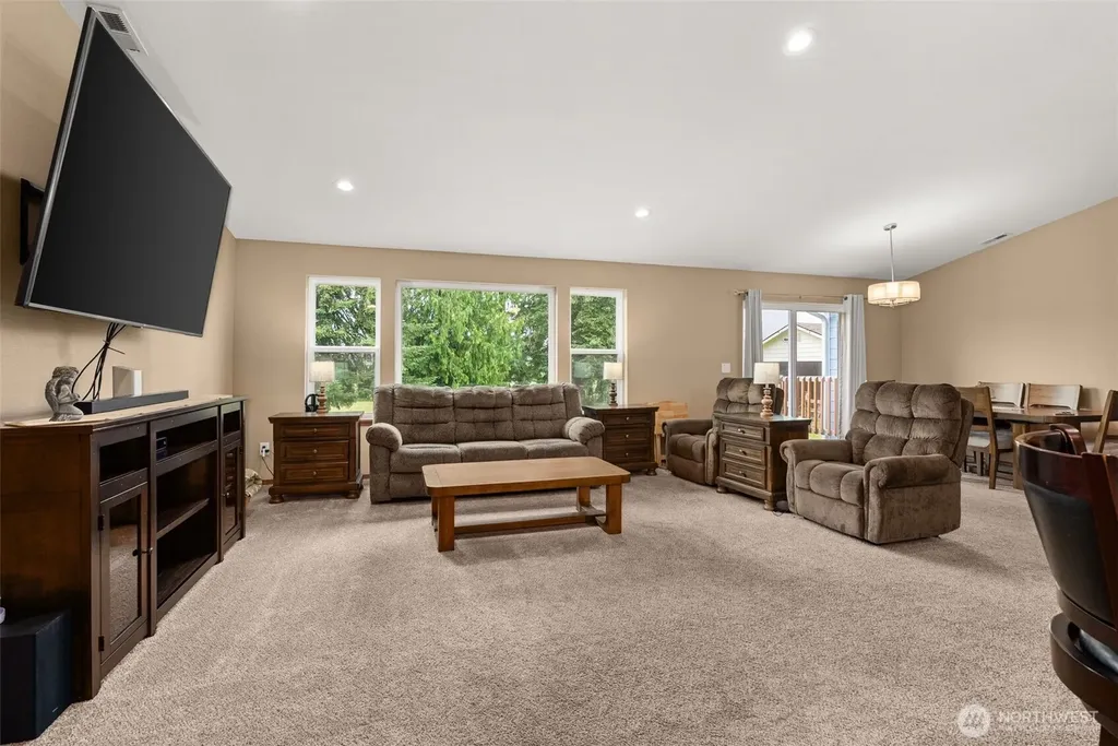 1717 Krause Road Raymond WA 98577