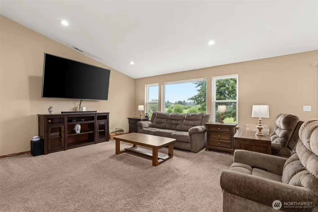1717 Krause Road Raymond WA 98577