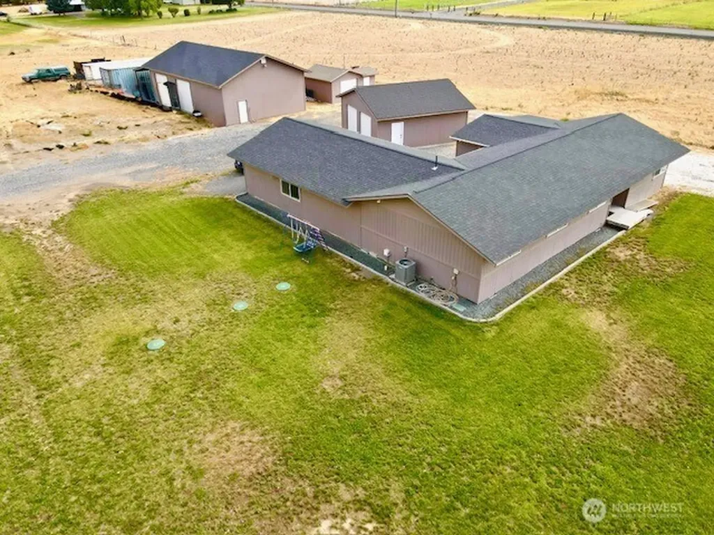 10946 NE 5.2 Road Moses Lake WA 98837