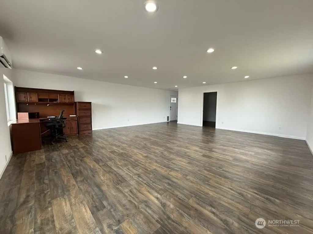 10946 NE 5.2 Road Moses Lake WA 98837