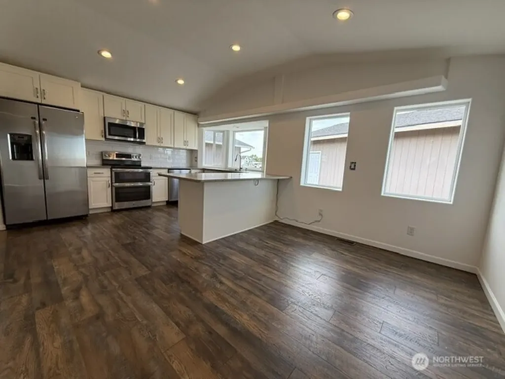 10946 NE 5.2 Road Moses Lake WA 98837