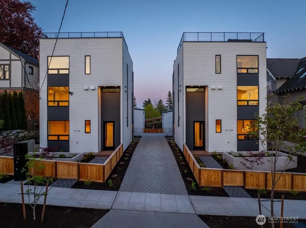 4122 Burke Avenue N Seattle WA 98103