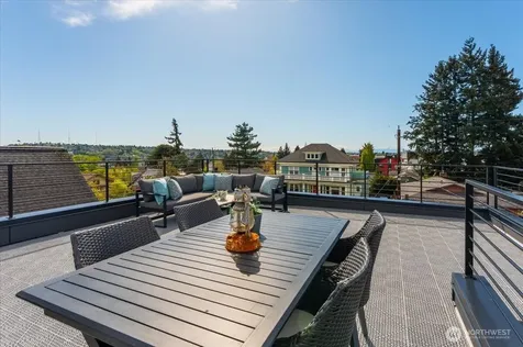 4122 Burke Avenue N Seattle WA 98103