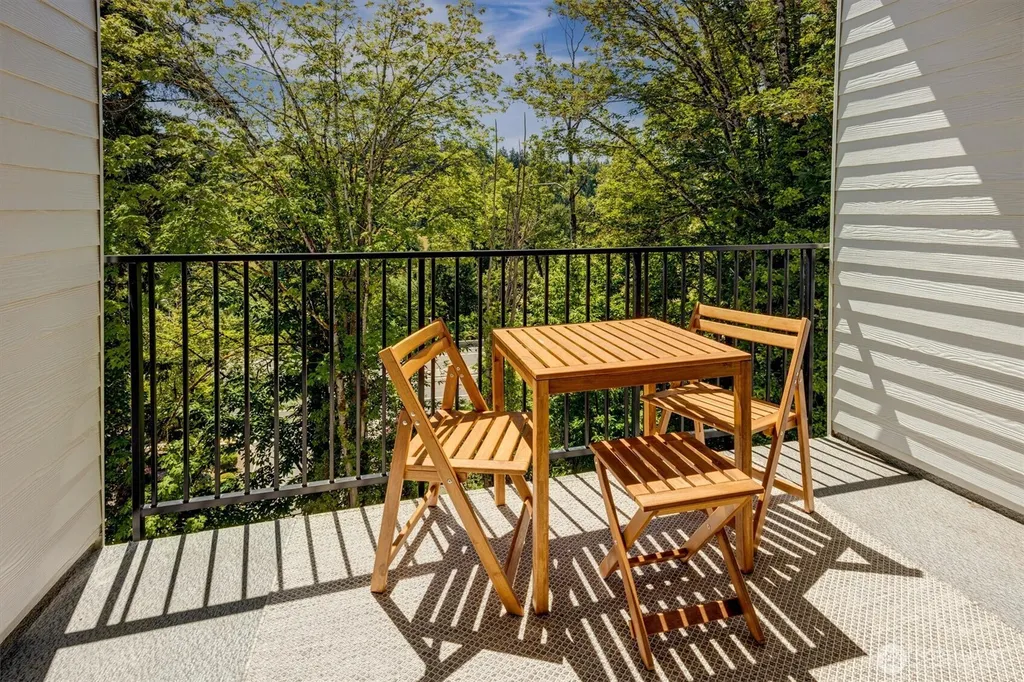 8911 NE 173rd Place Bothell WA 98011