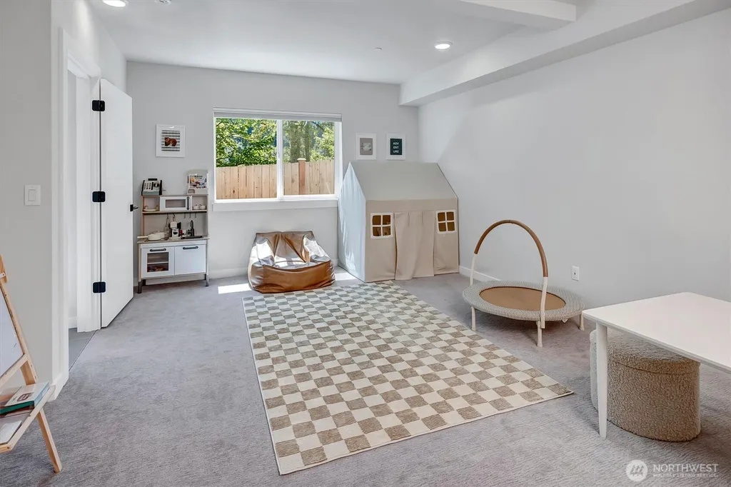 8911 NE 173rd Place Bothell WA 98011