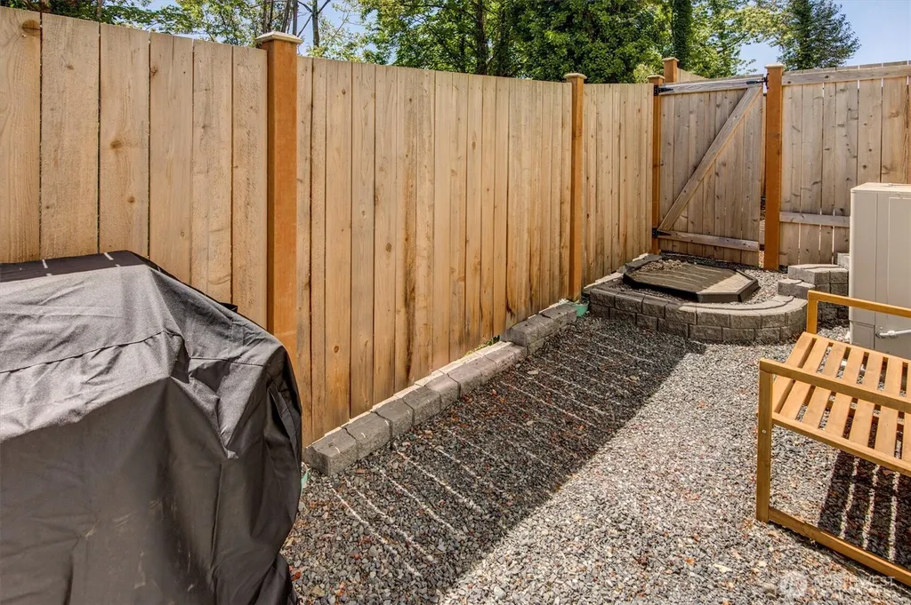 8911 NE 173rd Place Bothell WA 98011