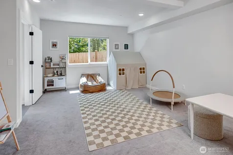 8911 NE 173rd Place Bothell WA 98011
