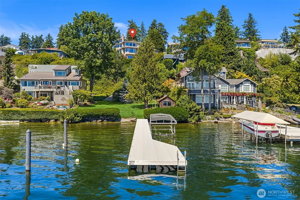 8203 NE Juanita Drive Kirkland WA 98033