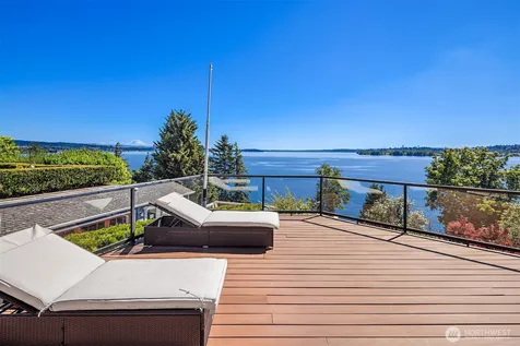 8203 NE Juanita Drive Kirkland WA 98033