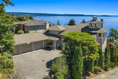 8203 NE Juanita Drive Kirkland WA 98033