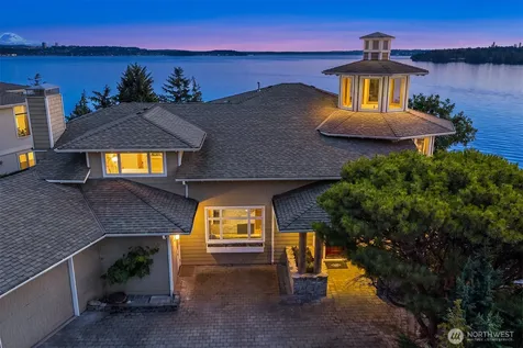 8203 NE Juanita Drive Kirkland WA 98033