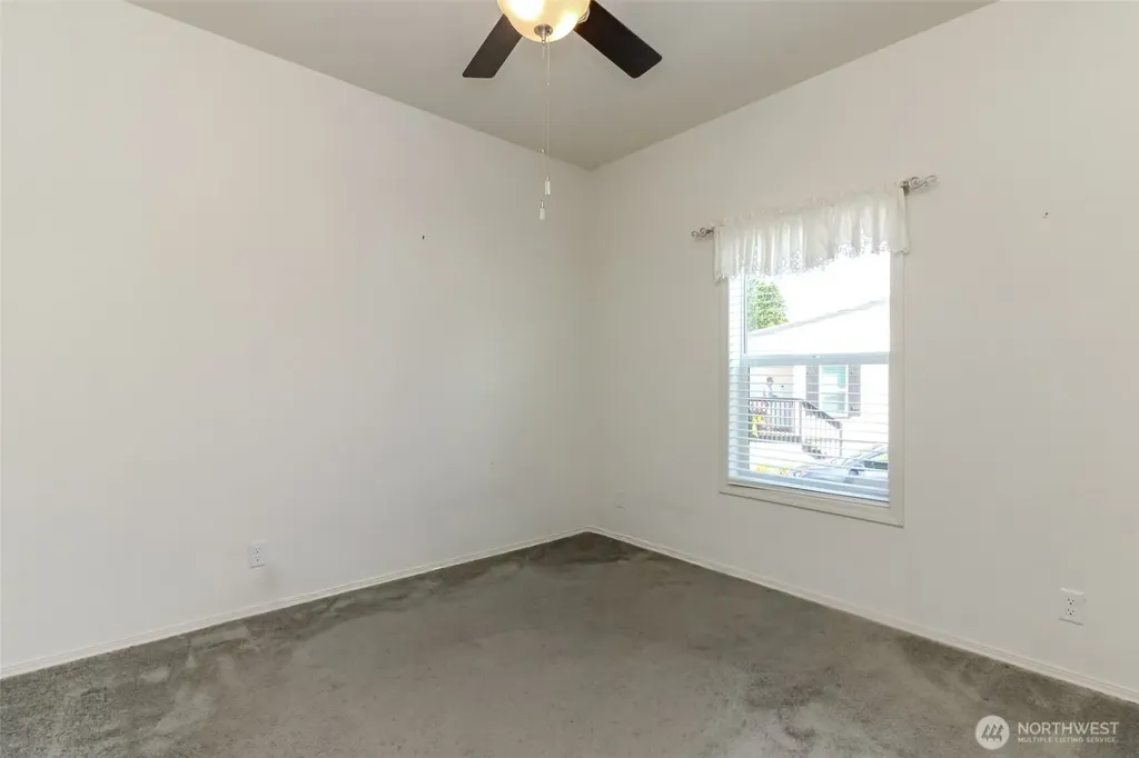 2101 S 324th Federal Way WA 98003
