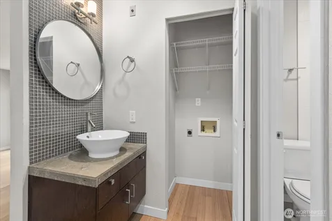 6547 42nd Avenue SW Seattle WA 98136