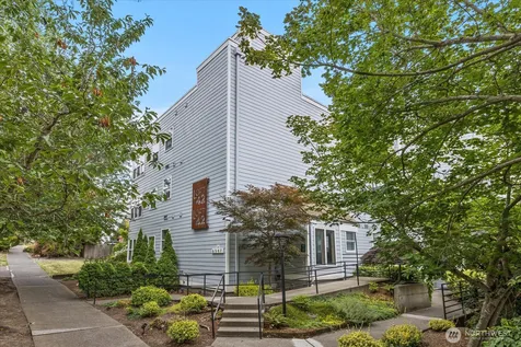 6547 42nd Avenue SW Seattle WA 98136