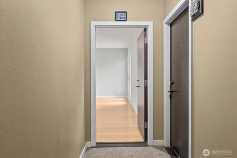 6547 42nd Avenue SW Seattle WA 98136