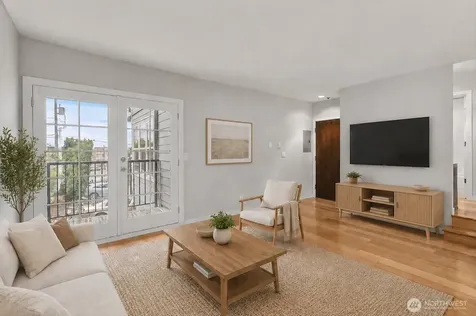 6547 42nd Avenue SW Seattle WA 98136