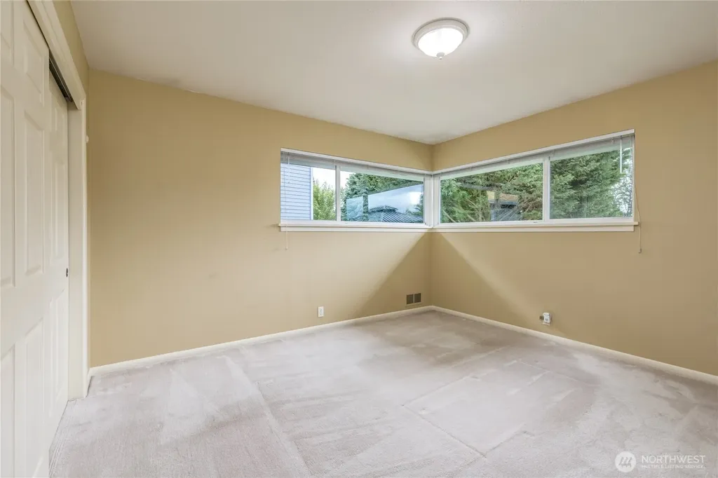 30346 121st Place SE Auburn WA 98092