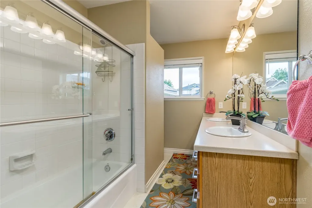 30346 121st Place SE Auburn WA 98092