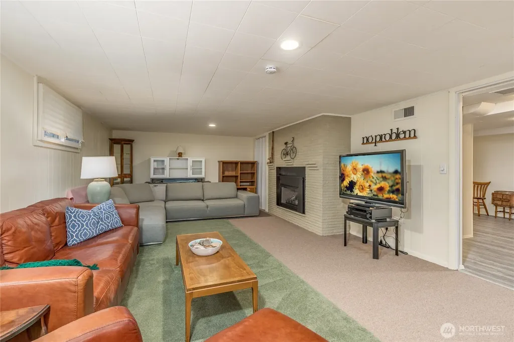 30346 121st Place SE Auburn WA 98092