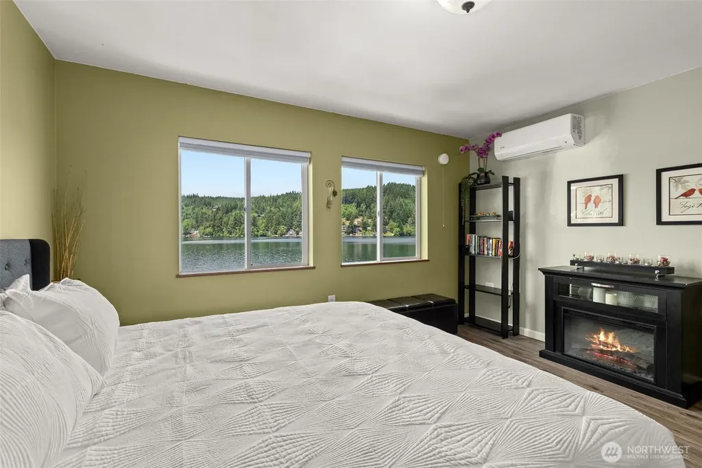 1119 Summit Lake Shore Road NW Olympia WA 98502