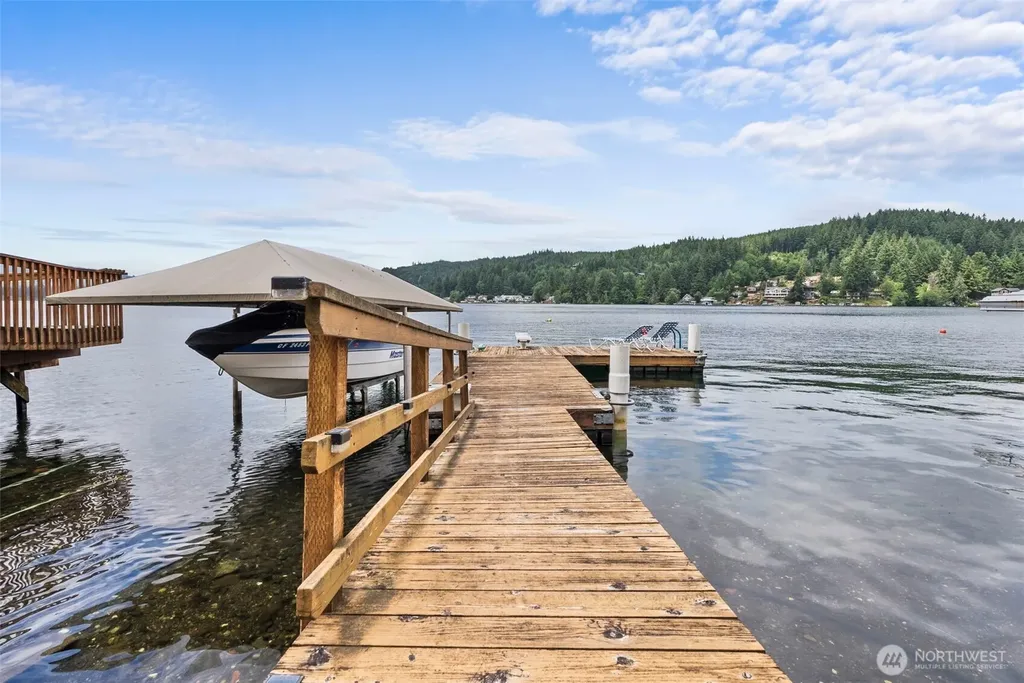 1119 Summit Lake Shore Road NW Olympia WA 98502