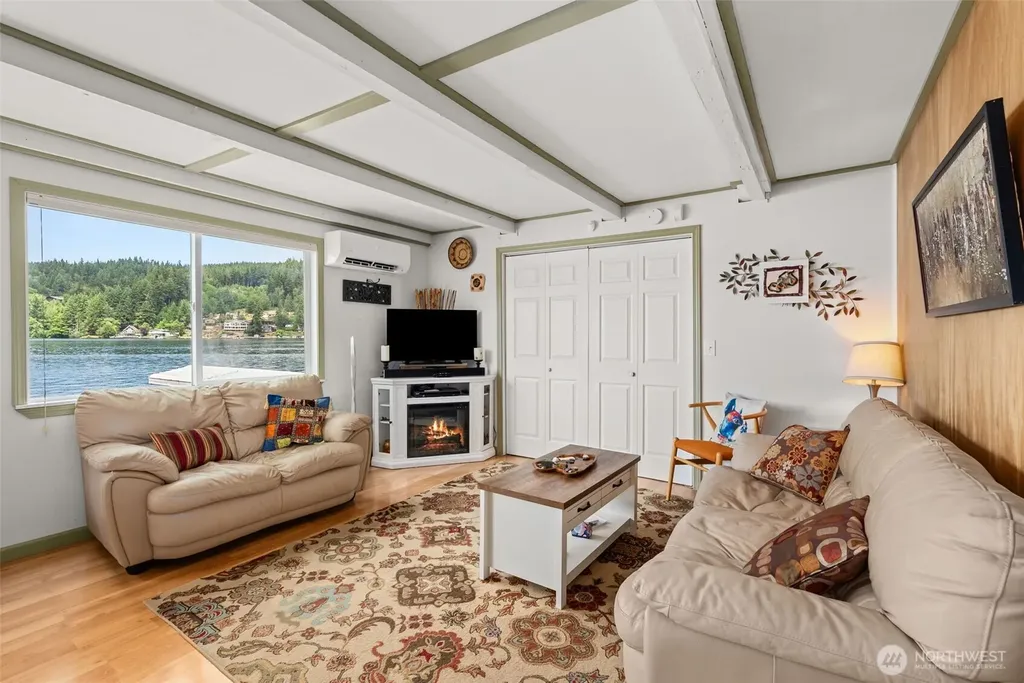 1119 Summit Lake Shore Road NW Olympia WA 98502