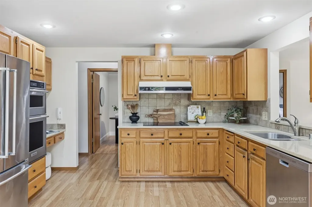 201 3rd Avenue N Edmonds WA 98020