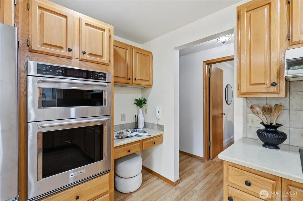 201 3rd Avenue N Edmonds WA 98020