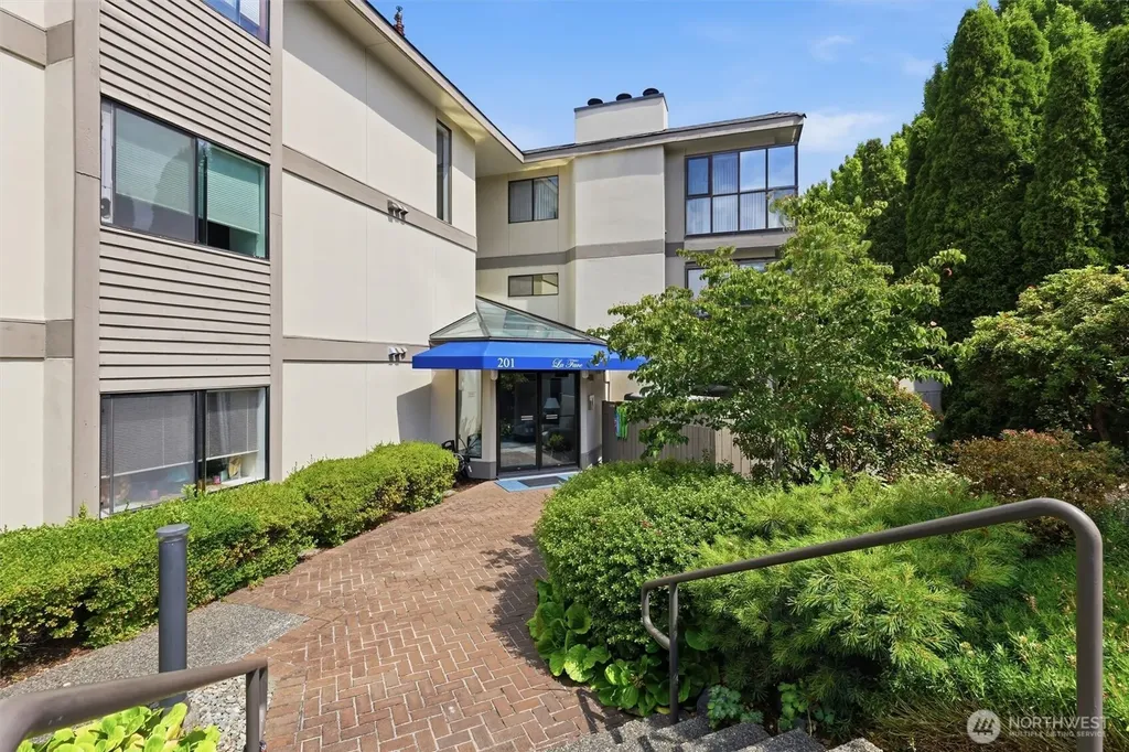 201 3rd Avenue N Edmonds WA 98020