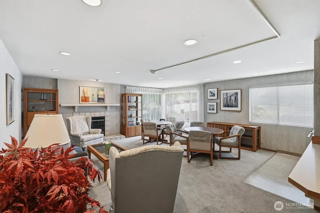 201 3rd Avenue N Edmonds WA 98020