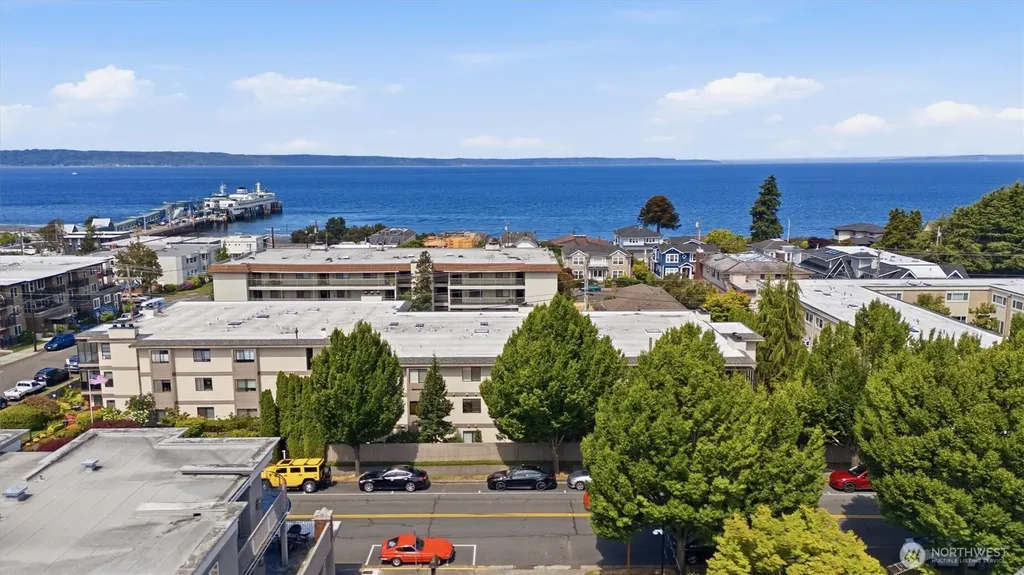 201 3rd Avenue N Edmonds WA 98020