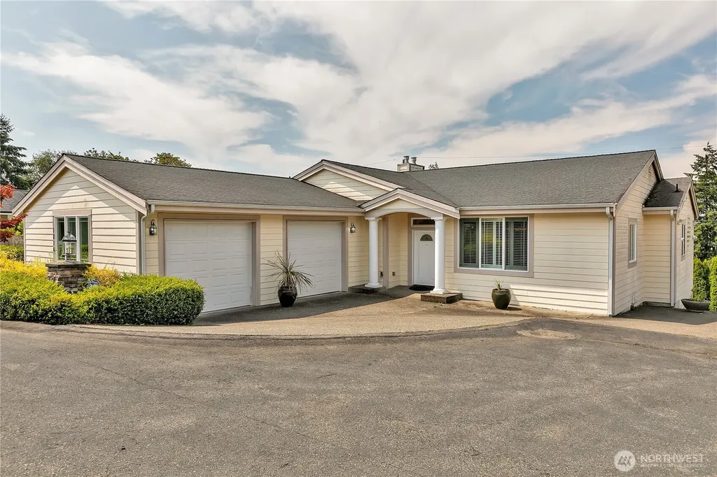1216 S Brookside Terrace Tacoma WA 98465