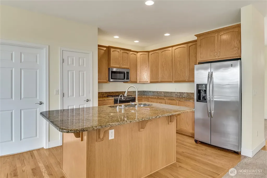 1216 S Brookside Terrace Tacoma WA 98465