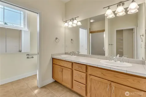 1216 S Brookside Terrace Tacoma WA 98465