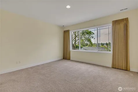 1216 S Brookside Terrace Tacoma WA 98465