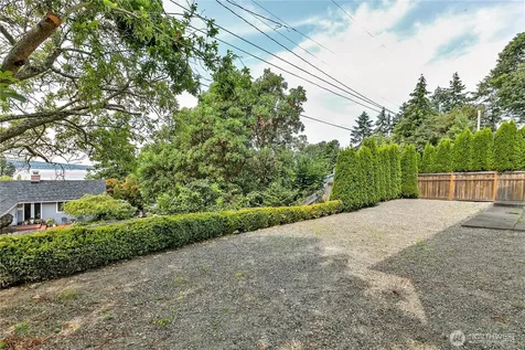 1216 S Brookside Terrace Tacoma WA 98465