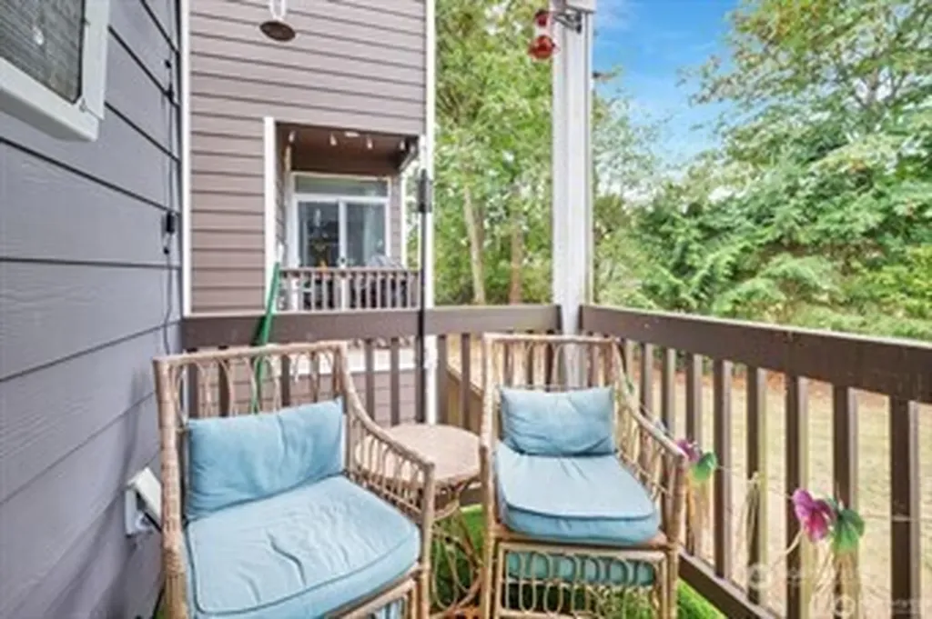 14018 9th Place W Lynnwood WA 98087