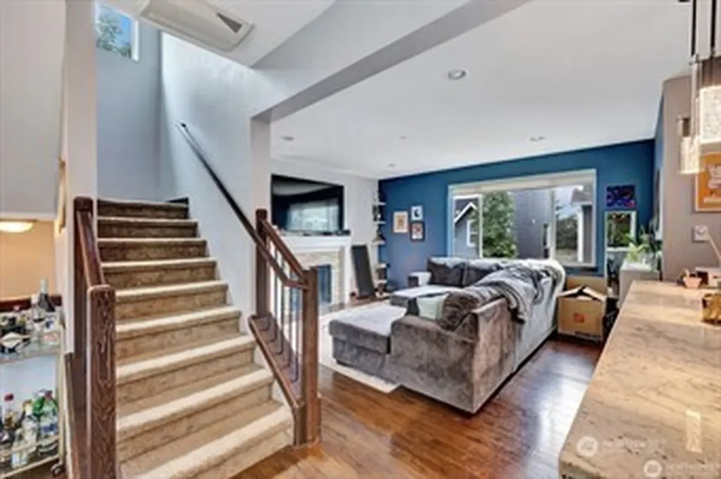 14018 9th Place W Lynnwood WA 98087