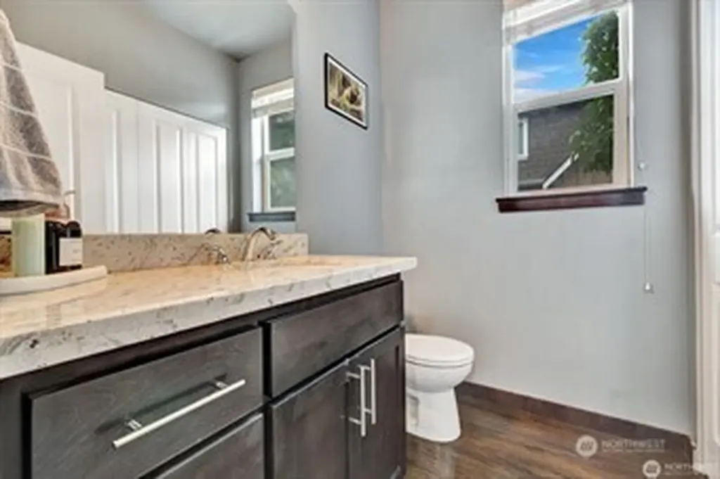 14018 9th Place W Lynnwood WA 98087