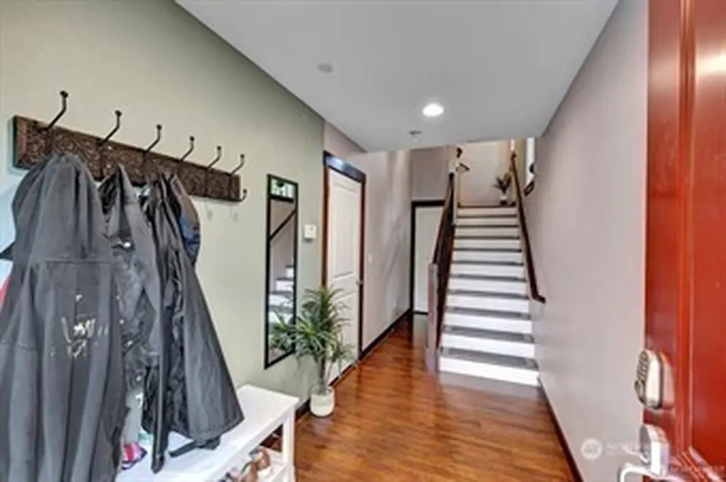 14018 9th Place W Lynnwood WA 98087