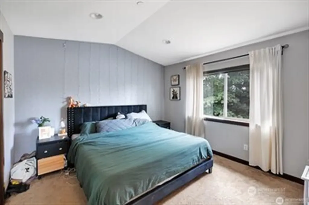 14018 9th Place W Lynnwood WA 98087