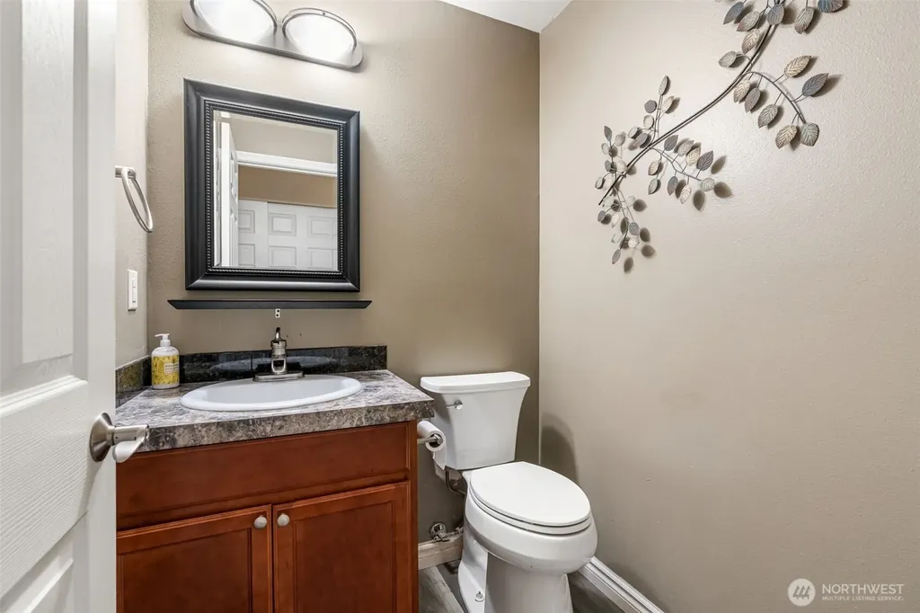 17826 Overlake Court SE Yelm WA 98597