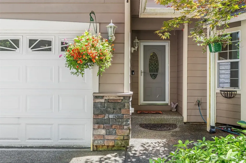 17826 Overlake Court SE Yelm WA 98597