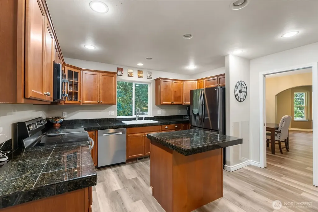 17826 Overlake Court SE Yelm WA 98597
