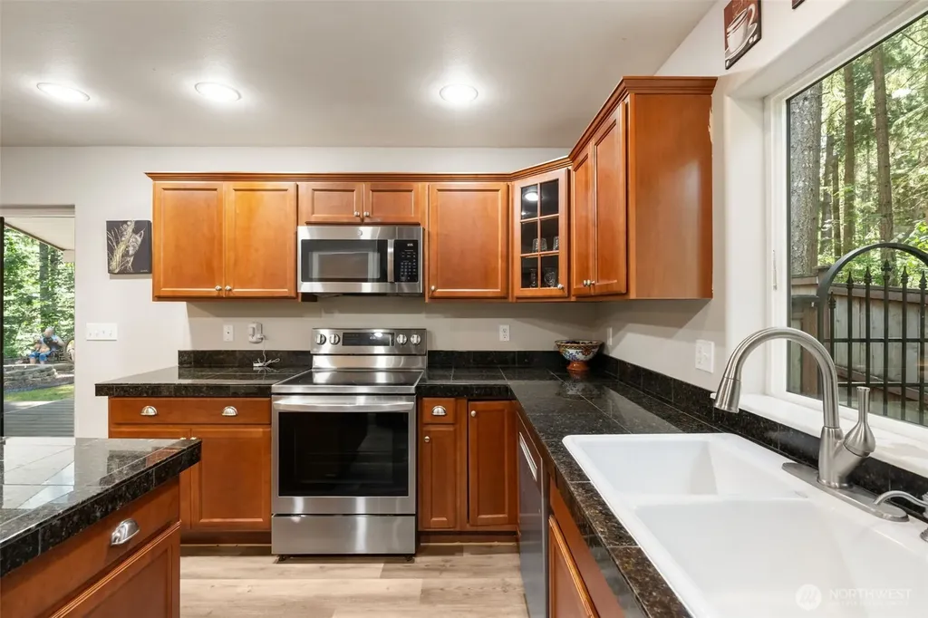 17826 Overlake Court SE Yelm WA 98597