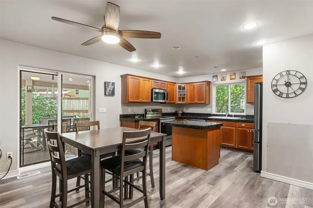 17826 Overlake Court SE Yelm WA 98597