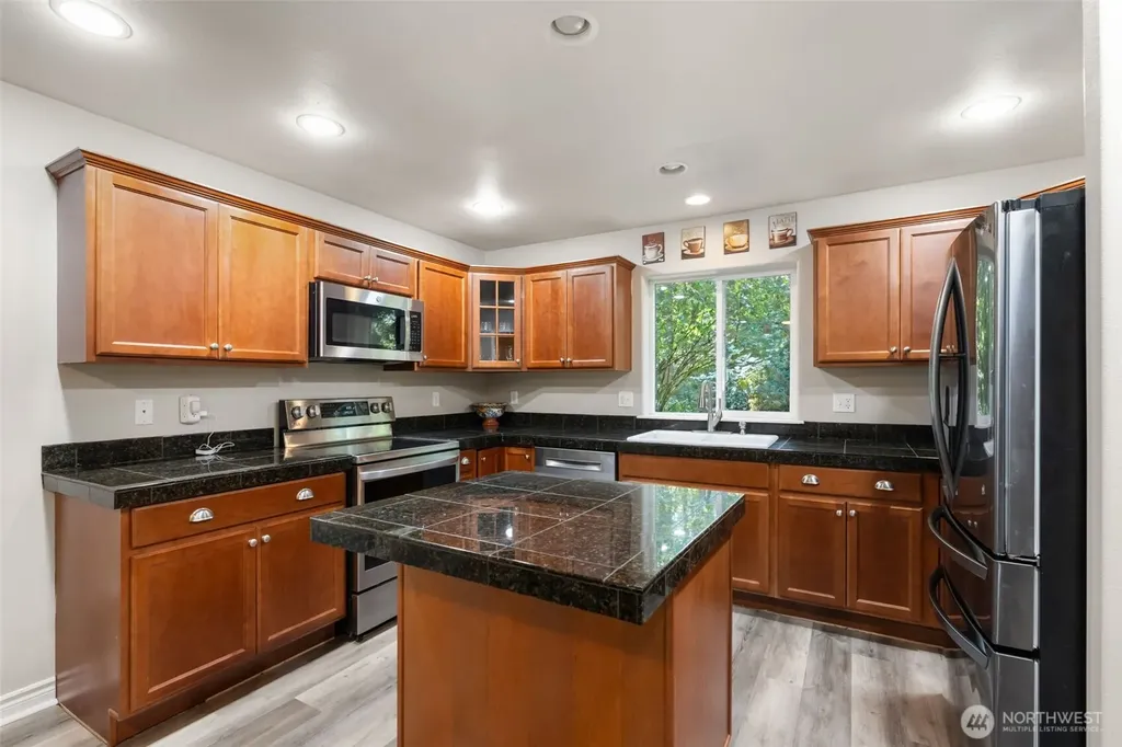 17826 Overlake Court SE Yelm WA 98597