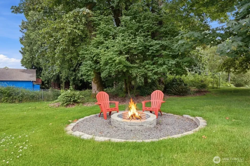 2215 122nd Drive SE Lake Stevens WA 98258