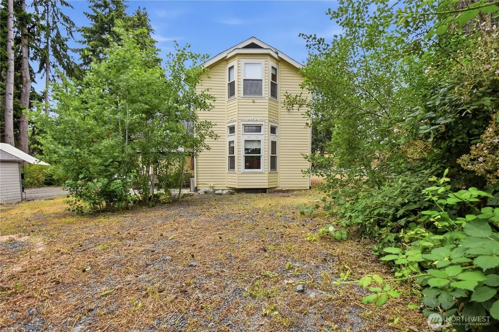 3928 172nd St SW Lynnwood WA 98037